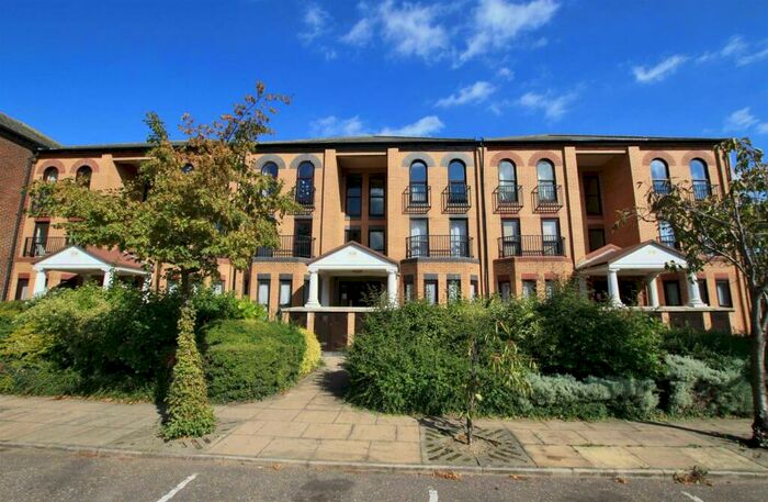 1 Bedroom Flat To Rent In Marks Court, Southend-On-Sea, SS1