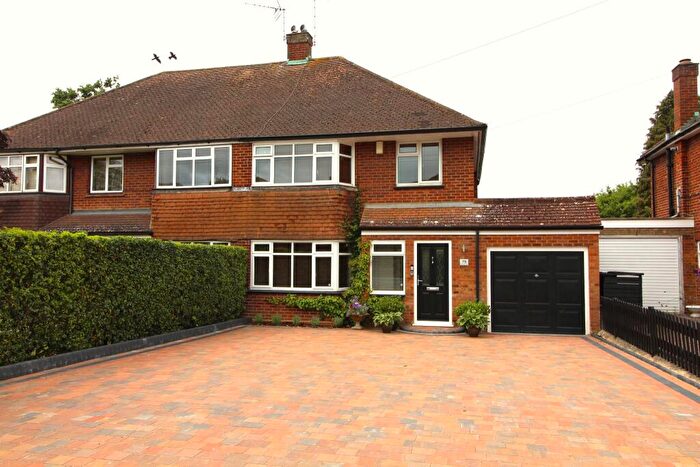 3 Bedroom Semi-Detached House For Sale In Bluebridge Road, Brookmans Park, AL9