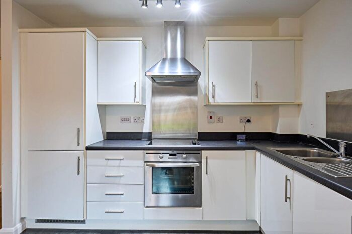 1 Bedroom Flat To Rent In Welch Way, Witney, OX28
