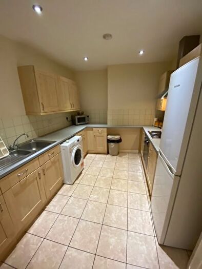 1 Bedroom Flat To Rent In Flat Prestige Court, Upper George Street, LU1