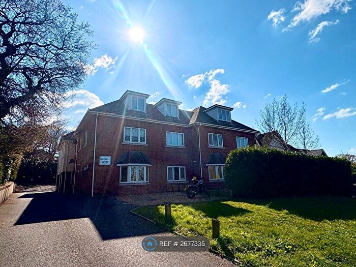2 Bedroom Flat To Rent In Maxwell Court, Bournemouth, BH11