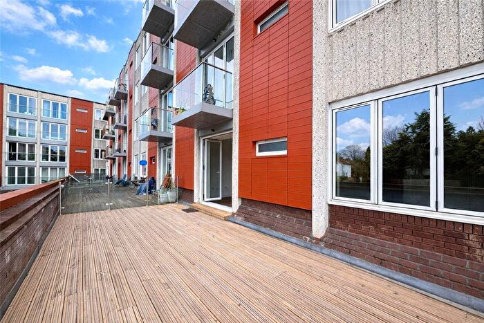 1 Bedroom Flat For Sale In Knoll Rise, Orpington, Kent, BR6