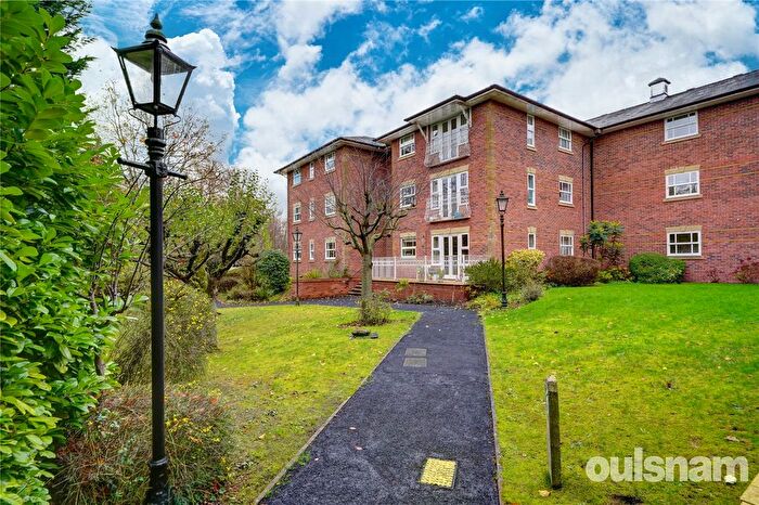 1 Bedroom Flat For Sale In Worcester Road, Droitwich, Worcestershire, WR9