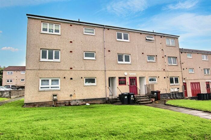 2 Bedroom Flat For Sale In Smyllum Road, Lanark, ML11