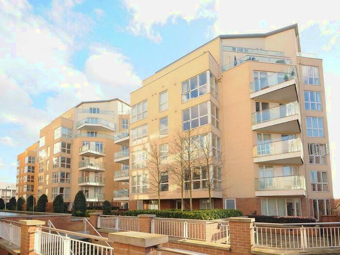 2 Bedroom Flat To Rent In Eden House, The Water Gardens, Canada Street, London, SE16