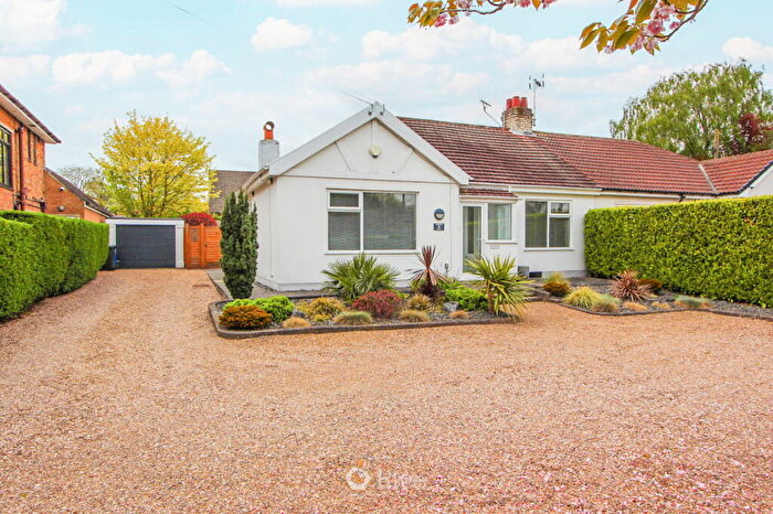 3 Bedroom Semi-Detached Bungalow For Sale In St Wilfrids Road, Bessacarr, Doncaster, DN4