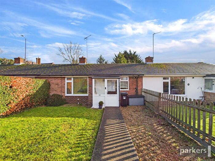 1 Bedroom Bungalow To Rent In Howth Drive, Woodley, Reading, Berkshire, RG5