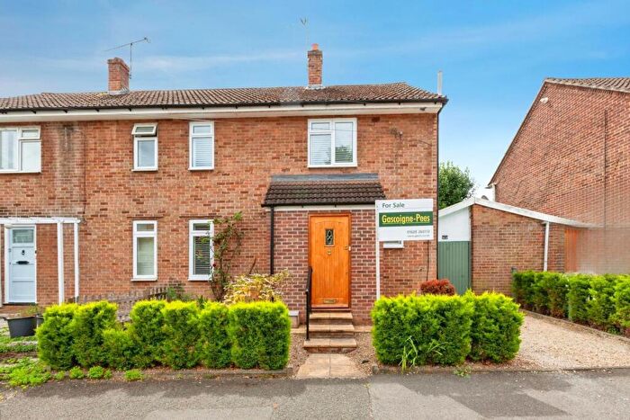 3 Bedroom Semi-Detached House For Sale In Courtlands, Maidenhead, Berkshire, SL6