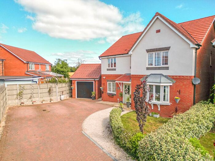 4 Bedroom Detached House For Sale In Galley View, Ansley, CV10