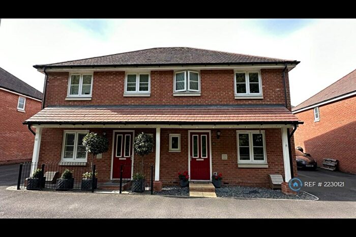 3 Bedroom Semi-Detached House To Rent In Beaker Way, Salisbury, SP2