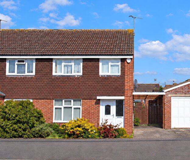 3 Bedroom Semi-Detached House To Rent In Trevino Drive, Rushey Mead, LE4
