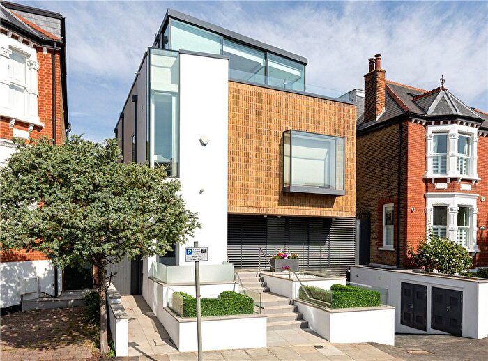 5 Bedroom Detached House For Sale In Kenilworth Avenue, Wimbledon, SW19