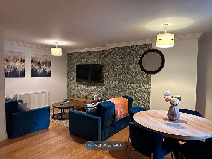 2 Bedroom Flat To Rent In Station Bridge, Harrogate, HG1