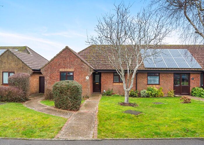 2 Bedroom Bungalow To Rent In The Cedars, Hailsham, BN27