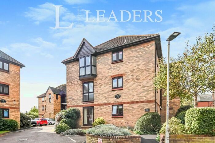 2 Bedroom Flat To Rent In Merton Road, Bedford, MK40