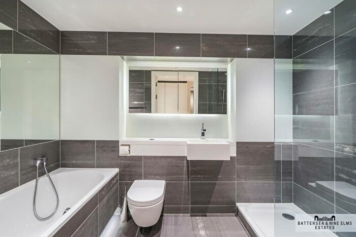 2 Bedroom Apartment To Rent In Riverlight Two, Nine Elms, SW11