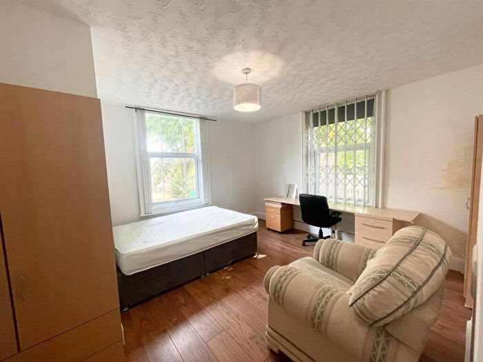 4 Bedroom Private Hall To Rent In **£pppw Excl Bills** Annesley Grove, Arboretum, NG1