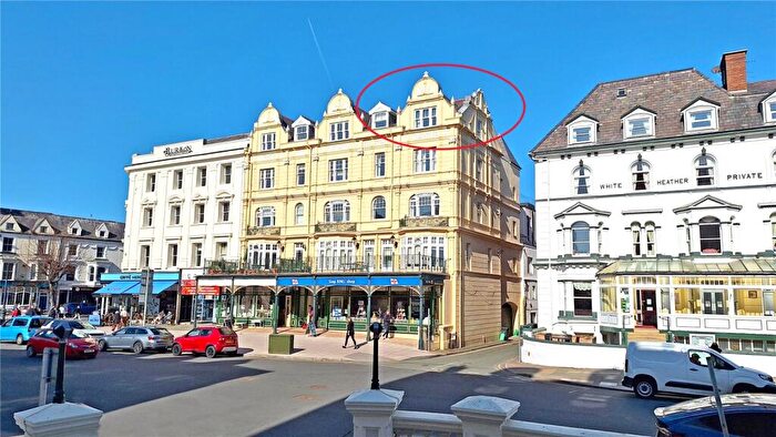 2 Bedroom Apartment For Sale In St. Georges Place, Llandudno, Conwy, LL30