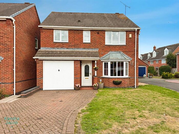 4 Bedroom Detached House For Sale In Alpine Court, Worksop, S80