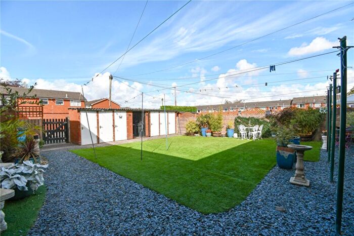 1 Bedroom Flat For Sale In Gateacre Court, Ellesmere Port, Cheshire, CH66