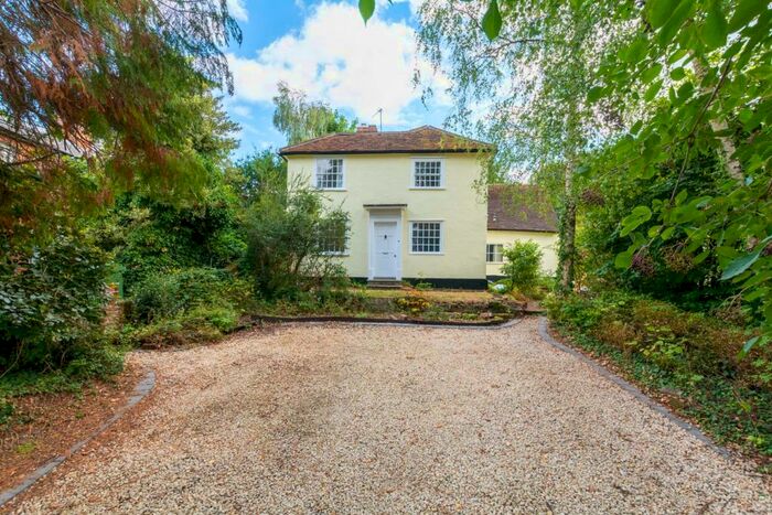 3 Bedroom Detached House For Sale In Mill Lane, Pebmarsh, CO9