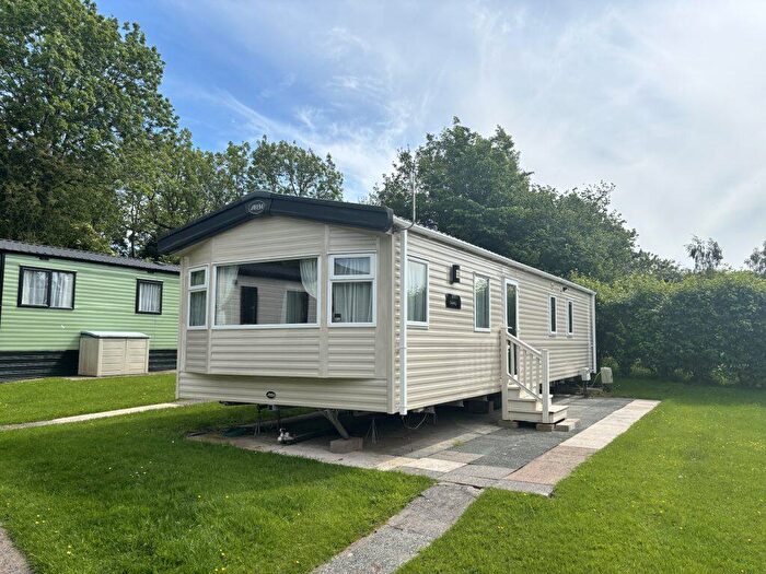 3 Bedroom Park Home For Sale In Rivers Edge Country Park, LA6