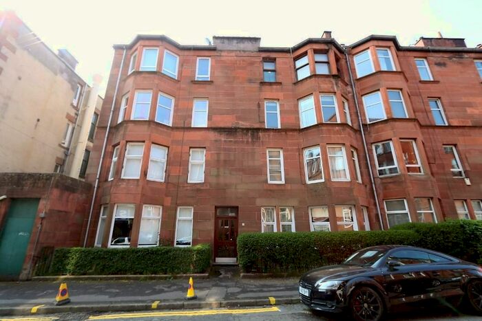 2 Bedroom Flat To Rent In Trefoil Avenue, Glasgow, G41