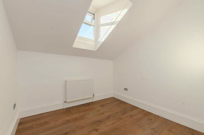 4 Bedroom Flat To Rent In Brixton Hill, Brixton Hill, London, SW2