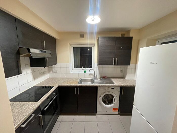 2 Bedroom Flat To Rent In Stanley Road, Harrow, HA2