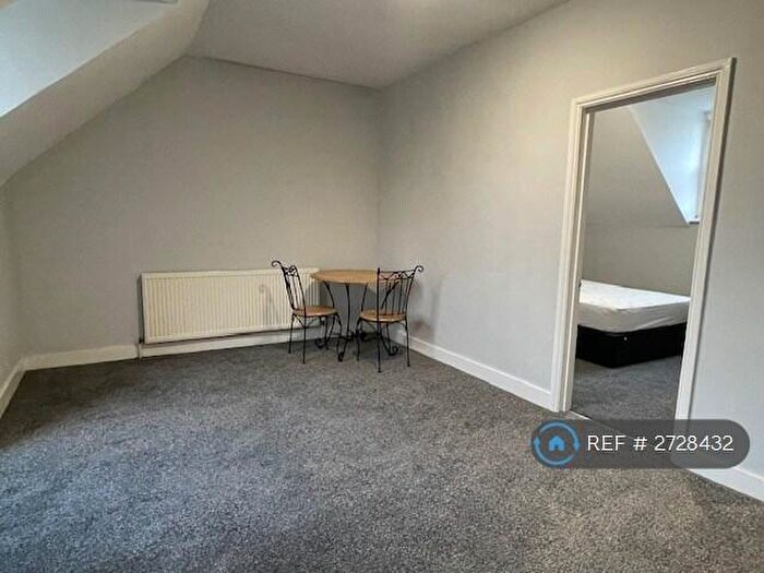 1 Bedroom Flat To Rent In Brook Street, Luton, LU3