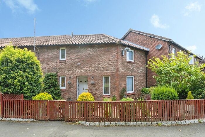 3 Bedroom Terraced House For Sale In Lomond Close, Washington, Tyne And Wear, NE38