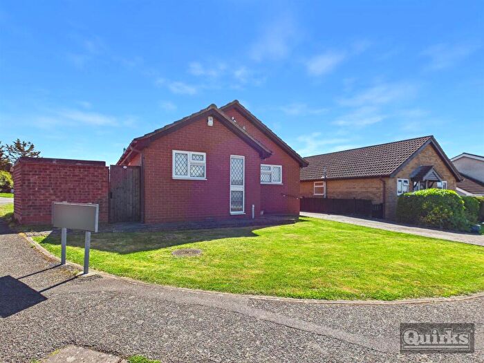 3 Bedroom Detached Bungalow For Sale In Broad Oaks, Wickford, SS12
