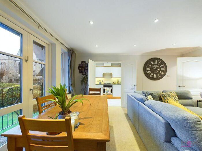 2 Bedroom Apartment For Sale In St. Georges Place, Cheltenham, GL50