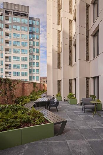 Studio To Rent In St James Boulevard, Newcastle Upon Tyne, NE4