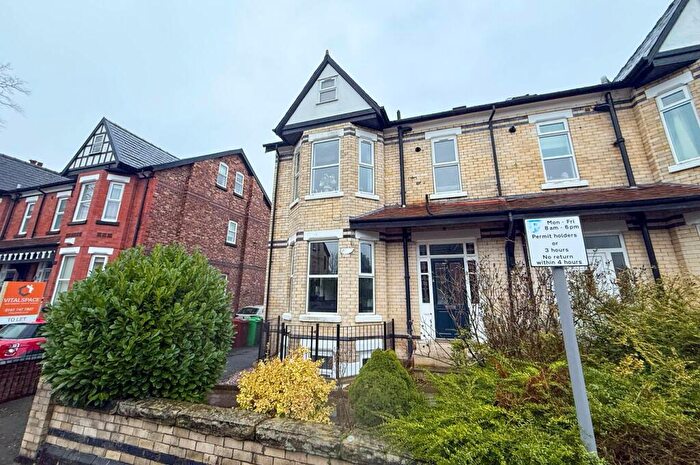 1 Bedroom Apartment To Rent In Everett Road, West Didsbury, Manchester, M20