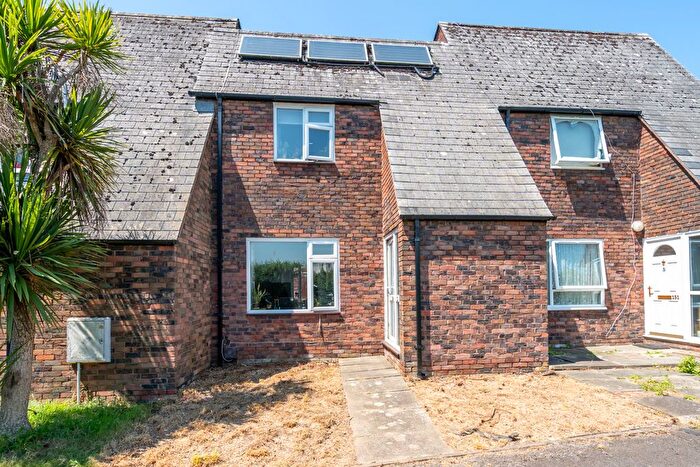 2 Bedroom Terraced House For Sale In Maplehurst Road, Chichester, PO19