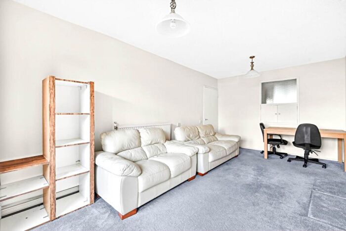 1 Bedroom Flat For Sale In Half Moon Crescent, N1 - Photo 5
