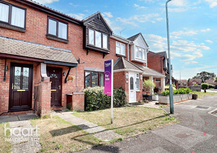 3 Bedroom Terraced House For Sale In Stag Road, Chatham, ME5