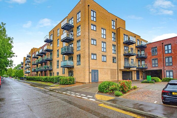 2 Bedroom Apartment For Sale In Frogmore Road, Hemel Hempstead, HP3