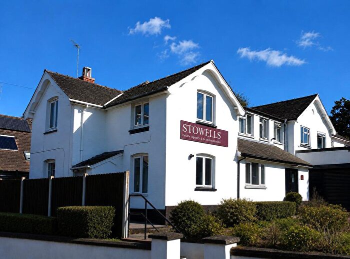 2 Bedroom Maisonette To Rent In Worting Road, Basingstoke, Hampshire, RG21