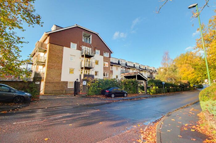 2 Bedroom Apartment For Sale In Harlands Road, Harlands House Harlands Road, RH16