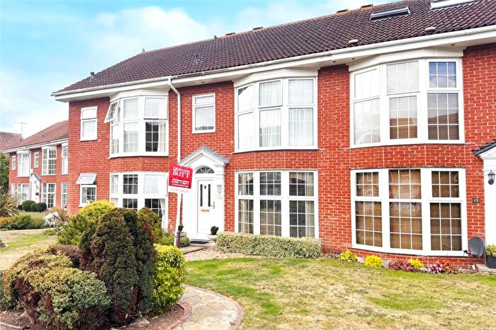 3 Bedroom Terraced House For Sale In Lime Grove, Angmering, West Sussex, BN16