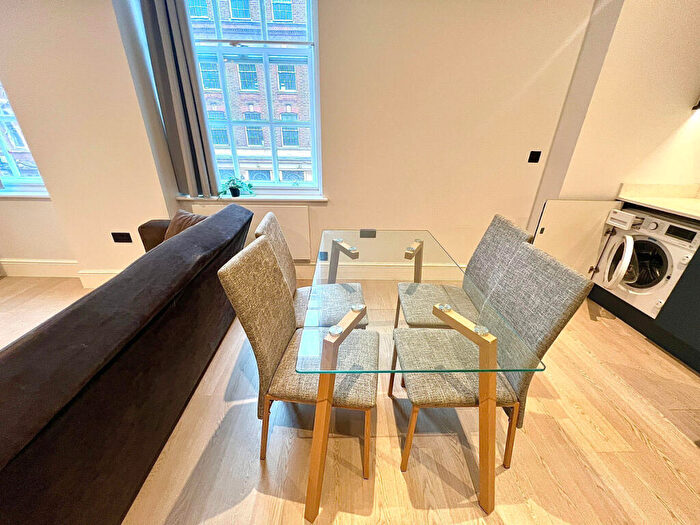 1 Bedroom Flat To Rent In Station Road, Reading, RG1