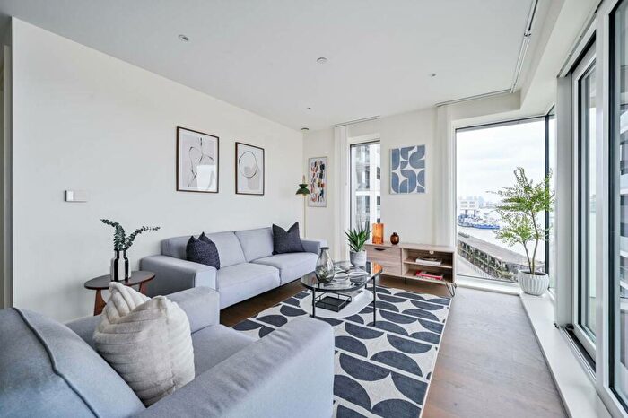 2 Bedroom Flat To Rent In Deveraux House, Woolwich Riverside, London, SE18