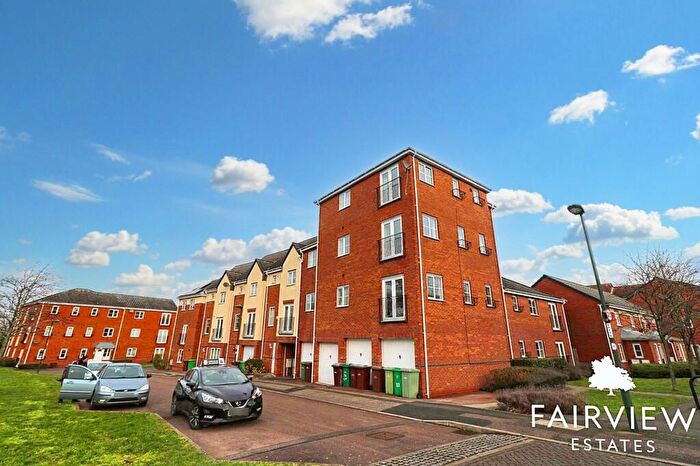 2 Bedroom Apartment To Rent In Ledger Walk, Nottingham, NG5