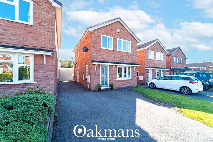 3 Bedroom Detached House For Sale In Illshaw Close, Redditch, Worcestershire, B98