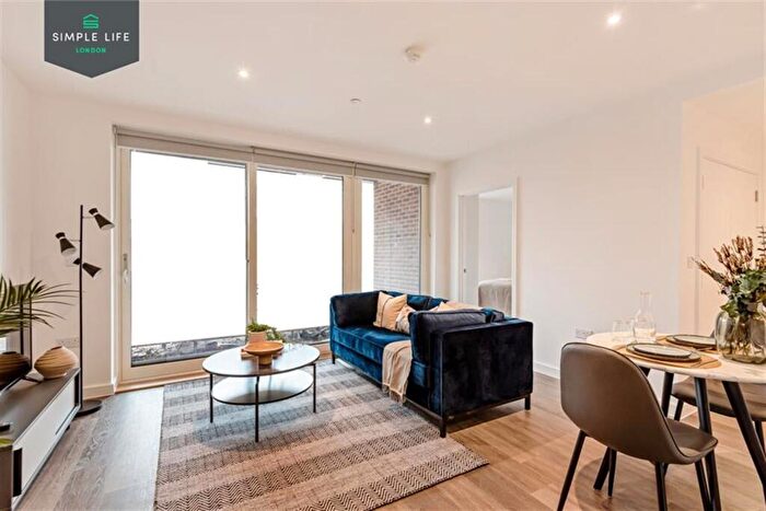 1 Bedroom Apartment To Rent In Bed, Th Floor, Landau, Endura House In Beam Park, RM13