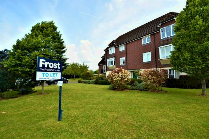 2 Bedroom Flat To Rent In Juniper Lane, Flackwell Heath, High Wycombe, HP10