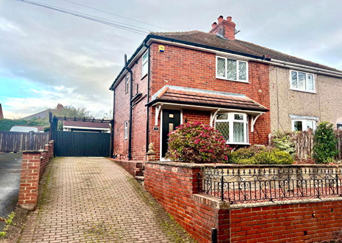 3 Bedroom Semi Detached House For Sale In Churchfield Lane, Darton, S75