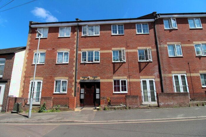 1 Bedroom Apartment To Rent In Princess Street, Luton, Bedfordshire, LU1